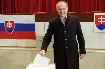 Андрей Киска присягнул на верность народу в должности президента Словакии