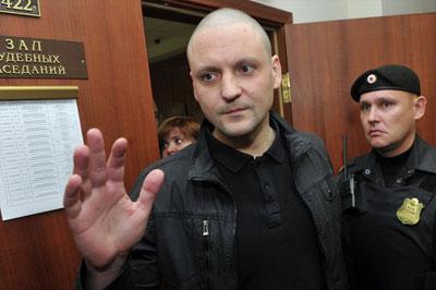 Прокуратура просит по 8 лет колонии для Удальцова и Развозжаева