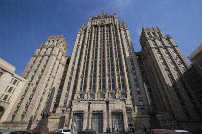 Россия приостановила передачу вооружения Украины из Крыма