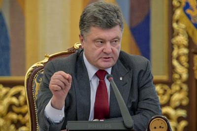 Порошенко протии введения военного положения в Украине