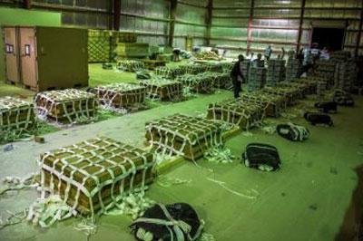 США доставили очередной гуманитарный груз в Ирак