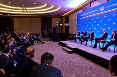 На экономическом форуме в Сочи были подписаны контракты на сумму 380 миллиардов рублей
