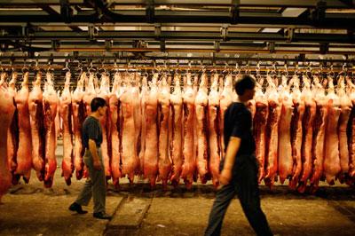 В Россию начали завозить свинину из Китая
