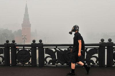 МЧС объяснило причины возникновения гари в Москве