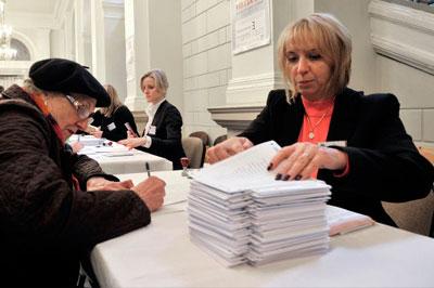 На парламентских выборах в Латвии победила пророссийская партия