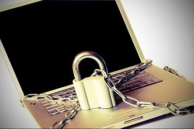 Власти России собираются взять под контроль Интернет