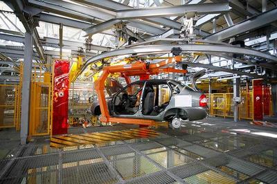 «АвтоВАЗ» остановил конвейер из-за отсутствия автокомпонентов
