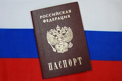 Жители Севастополя два года не могут получить российские паспорта