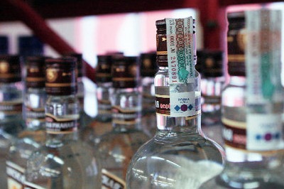 Госдума рассмотрит законопроект о разрешении интернет-торговли алкоголем