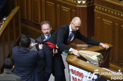 Украинским парламентариям предложили проверить психику