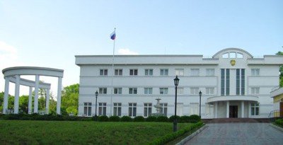 Украинские националисты атаковали российское консульство в Одессе