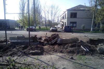 Дух 90-х: В Херсонской области - на границе с Крымом - взрывают машины и кафе