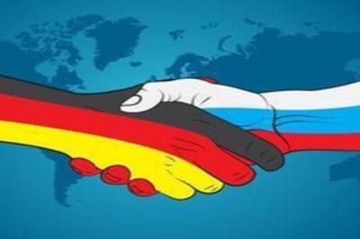 Автопробег Берлин-Москва, организованный немецким блогером, символ дружбы народов (видео)