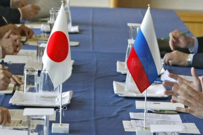 На взаимодействие двух лидеров рассчитывают в Японии, говоря о разрешении многолетних споров