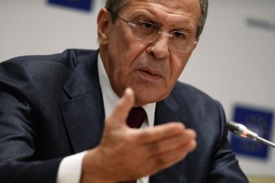 На конференции Лавров сказал, что позиция исключительности мешает решать мировые проблемы, которые требуют равноправного взаимодействия
