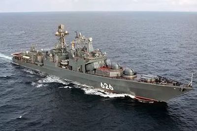 «Вице-адмирал Кулаков» отклонился от заданного курса, чтобы помочь терпящему бедствие украинскому судну