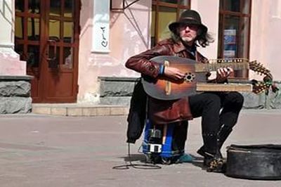 В Москве начинается необычный фестиваль музыкантов, играющих в переходах и на улицах