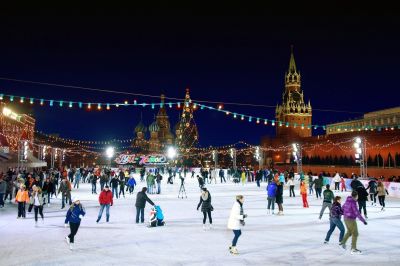 Вход на Красную площадь в праздничную ночь только по билетам