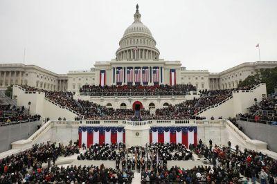 Обама улетел на вертолете, президент Америки - Трамп