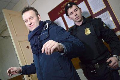 Навального снова осудили условно, теперь на пять лет