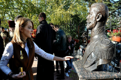 Рьяная защита Поклонской императора начинает раздражать не только режиссера картины "Матильда"