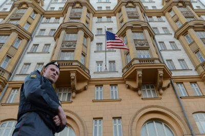Посольство США в РФ просит своих граждан проявить бдительность в связи с со сменой отношения россиян к их стране