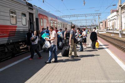 В праздничные дни в Крыму начала работать система доставки пассажиров на полуостров по единому билету