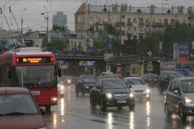 В Москве водителям настоятельно рекомендуют переобуть машины