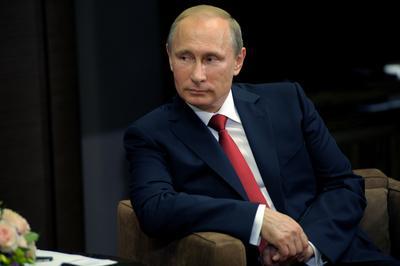 Президент РФ Владимир Путин рассеял опасения россиян о фатальной для России смене власти