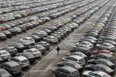 На российском рынке автомобилей наблюдается рост продаж и рост цен