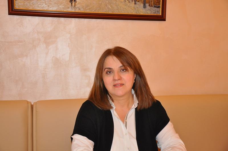 Преподаватель языкового центра и диссертант Бакинского славянского университета Гюльнара Алиева