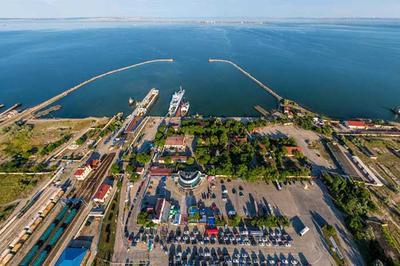 Премьер распорядился расширить порт Кавказ для строительства трассы "Таврида"