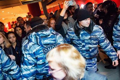 В кинотеатре «Октябрь» сорвали показ украинского фильма о Донбассе