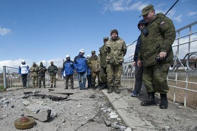 МИД РФ подтвердил, что российские военные прекращают работу в СЦКК на Донбассе 