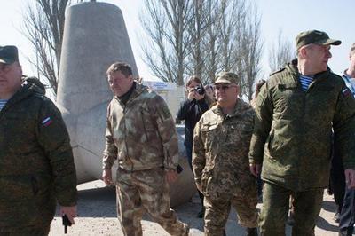 МИД РФ подтвердил, что российские военные прекращают работу в СЦКК на Донбассе