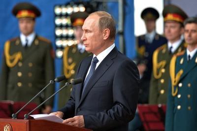 Президент пояснил, на что, кроме железных мускул, может опереться Россия