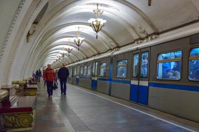 Больше чем двадцать станций метро планирует открыть в этом году столичная мэрия.