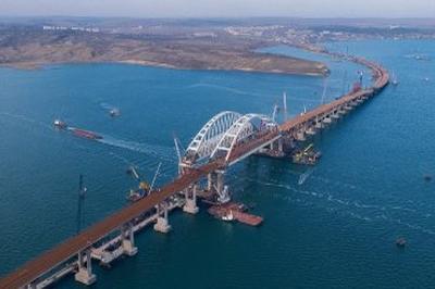 Движению по Крымскому мосту обещает препятствовать Ислямов со своей командой