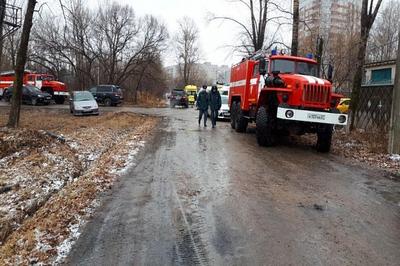 В вертолете, упавшем на город, находились шестеро пилотов