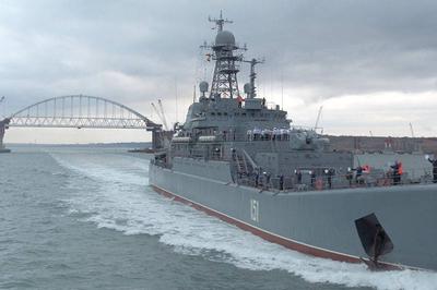 Украинский адмирал посоветовал использовать военный конвой для отражения атак со стороны РФ в Азовском море