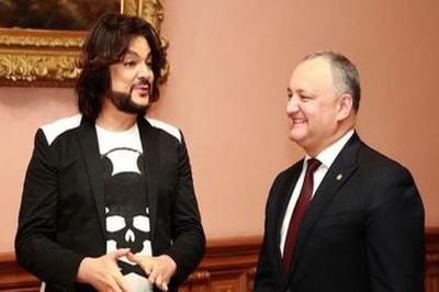 Киркоров удостоился внимания молдавского президента и получил от него звание народного артиста Молдавии