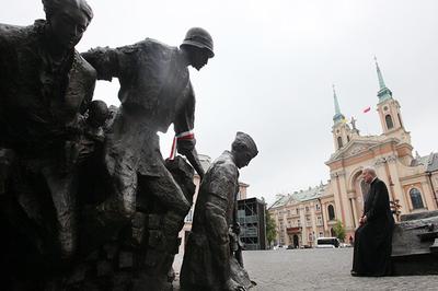 В Польше в ближайшее время собираются утвердить «расстрельный» список памятников советским солдатам