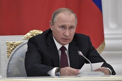 Путин напомнил, что у России в США есть противники, но контакты сохранять надо
