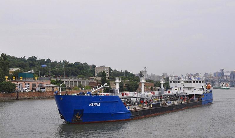 Моряки задержанного в Украине российского танкера прибыли в Москву