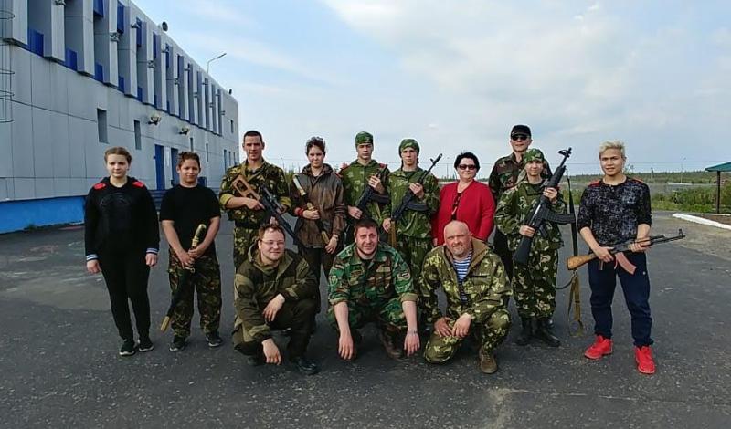 Фонд "Полярный лис" провел первую в Заполярье военно-спортивную игру "Зарница"