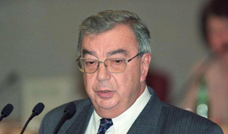 Сергей Миронов предложил установить в Госдуме памятный знак в честь Евгения Примакова