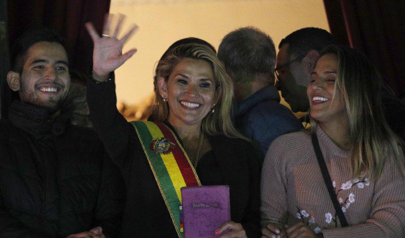 Лидер боливийской оппозиции Жанин Аньес