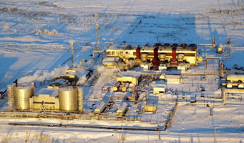 Газпром строит новые скважины на Медвежьем месторождении газа