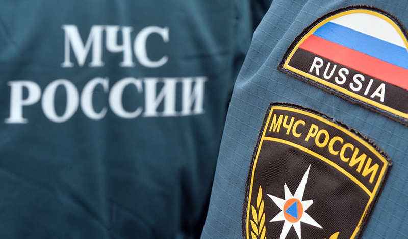 МЧС РФ закупит 17 тысяч изолирующих респираторов для спасателей