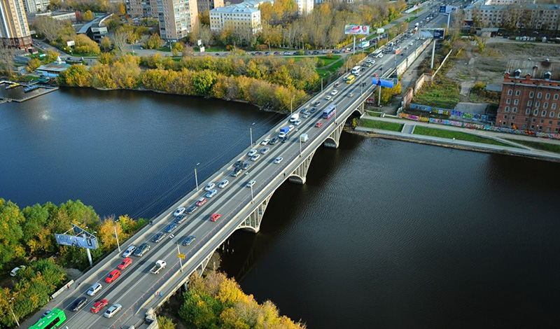 Мост через Исеть в Екатеринбурге ожидает вторая очередь реконструкции